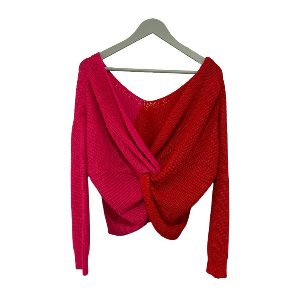 Vestique red and pink knit sweater (S)
